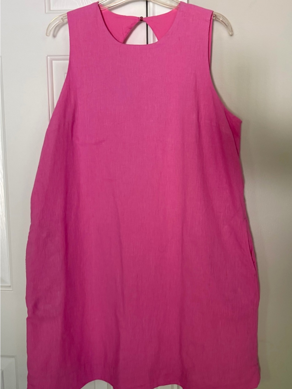 crown & ivy Hot Pink Sleeveless Shift Dress
